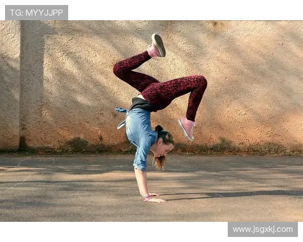 极限运动联赛点评北京街舞队展现惊人耐力与团队协作精神 极限运动联赛点评北京街舞队展现惊人耐力与团队协作精神