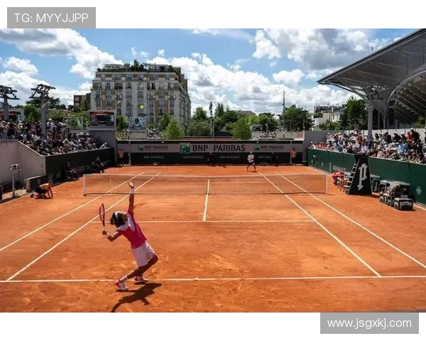 深圳网球队战术揭秘:网球巨献背后的策略与技巧探讨 深圳网球队战术揭秘:网球巨献背后的策略与技巧探讨