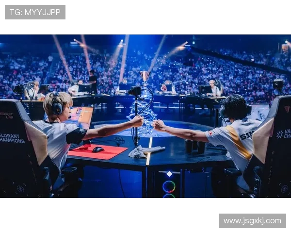 赛后分析:EDG与LNG对决中的战术博弈与实力较量 赛后分析:EDG与LNG对决中的战术博弈与实力较量