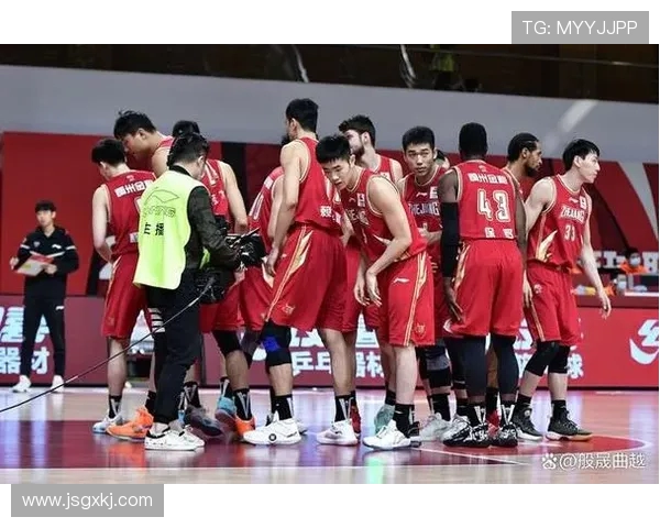 2017年CBA新疆队对阵辽宁队精彩直播回顾与赛况分析