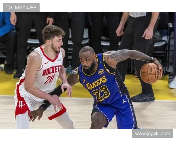 湖人队与步行者队激战正酣谁能在这场对决中笑到最后