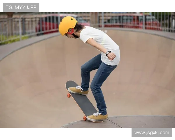 聚焦滑板运动的灵活性与技巧探讨：杭州滑板队的成长与挑战